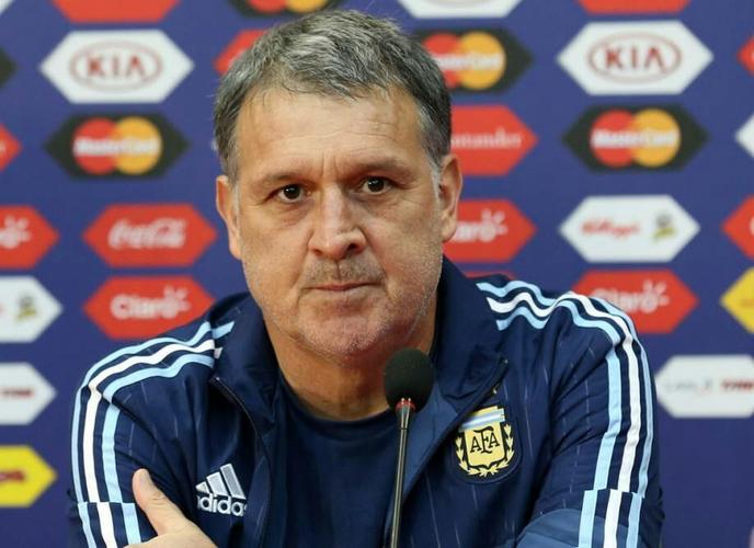 阿根廷国家队主教练是谁